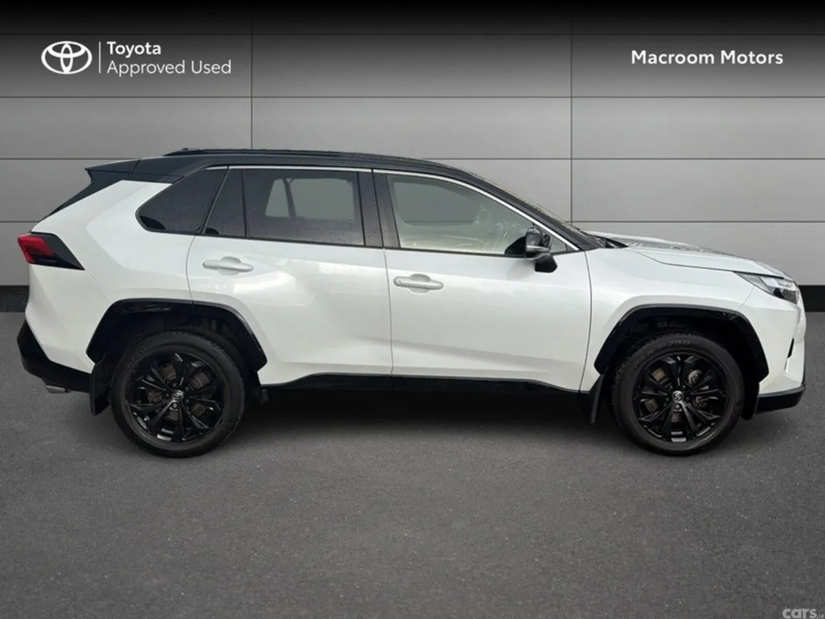 Toyota RAV4 SUV, Petrol Hybrid, 2024, White
