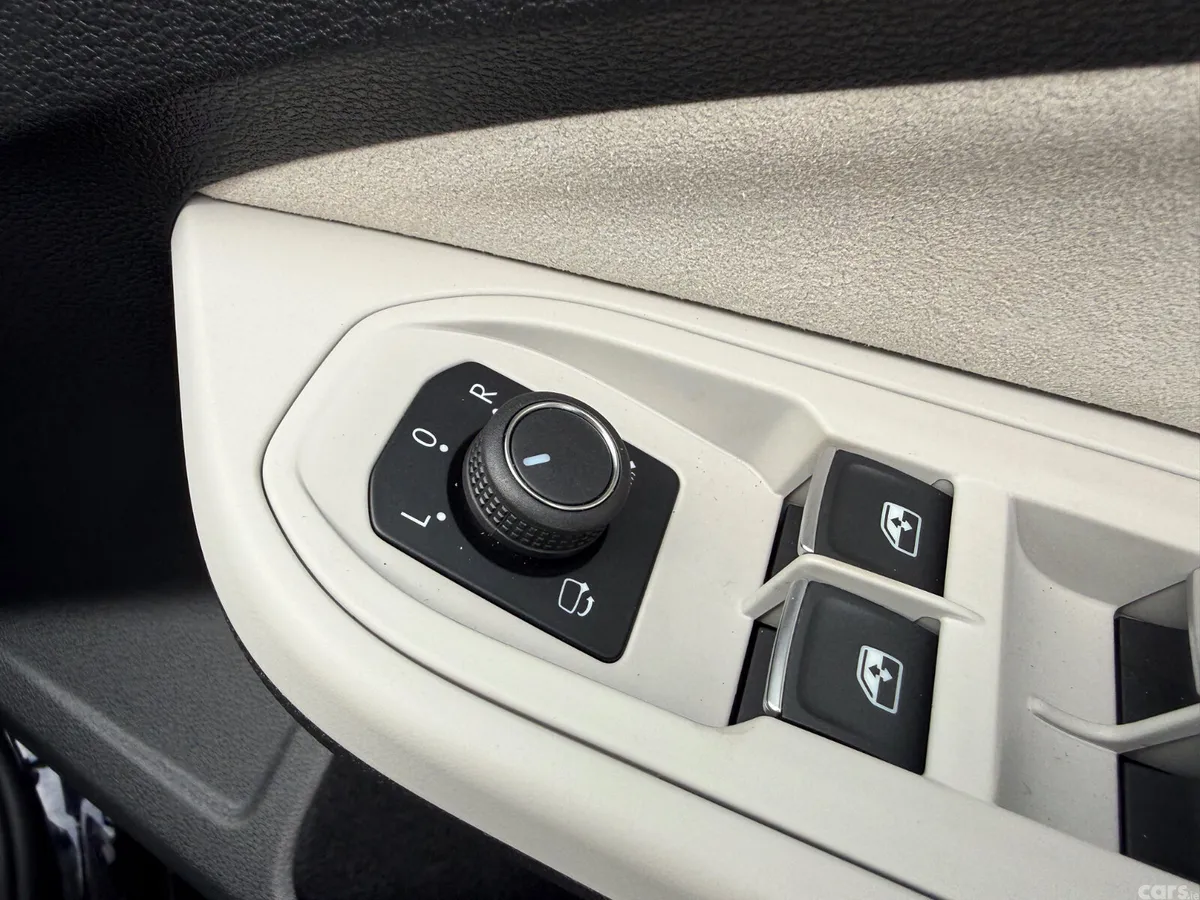 Volkswagen Golf Hatchback, Petrol, 2023, Black