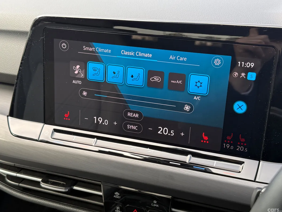 Volkswagen Golf Hatchback, Petrol, 2023, Black