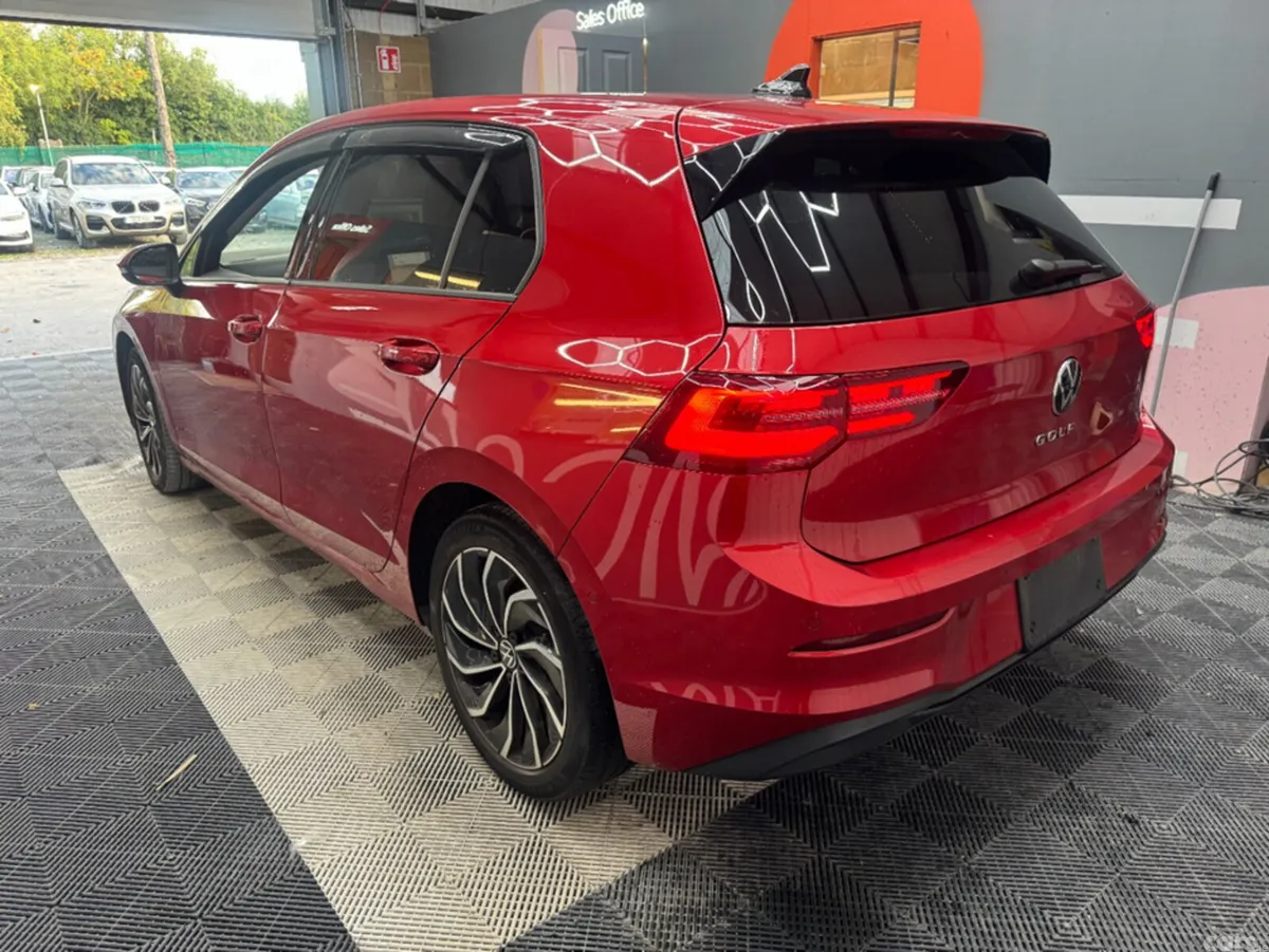 Volkswagen Golf Hatchback, Diesel, 2023, Red