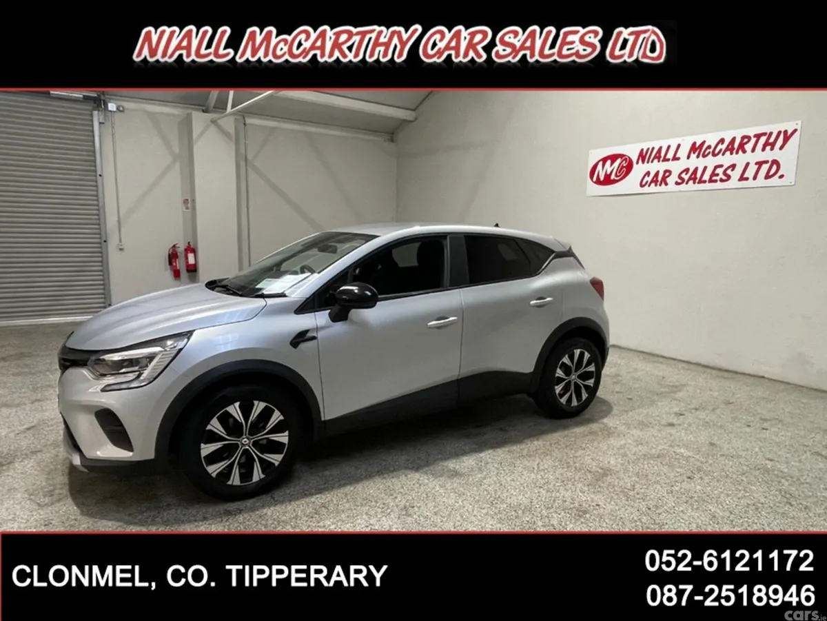 Renault Captur Hatchback, Petrol, 2024, Grey