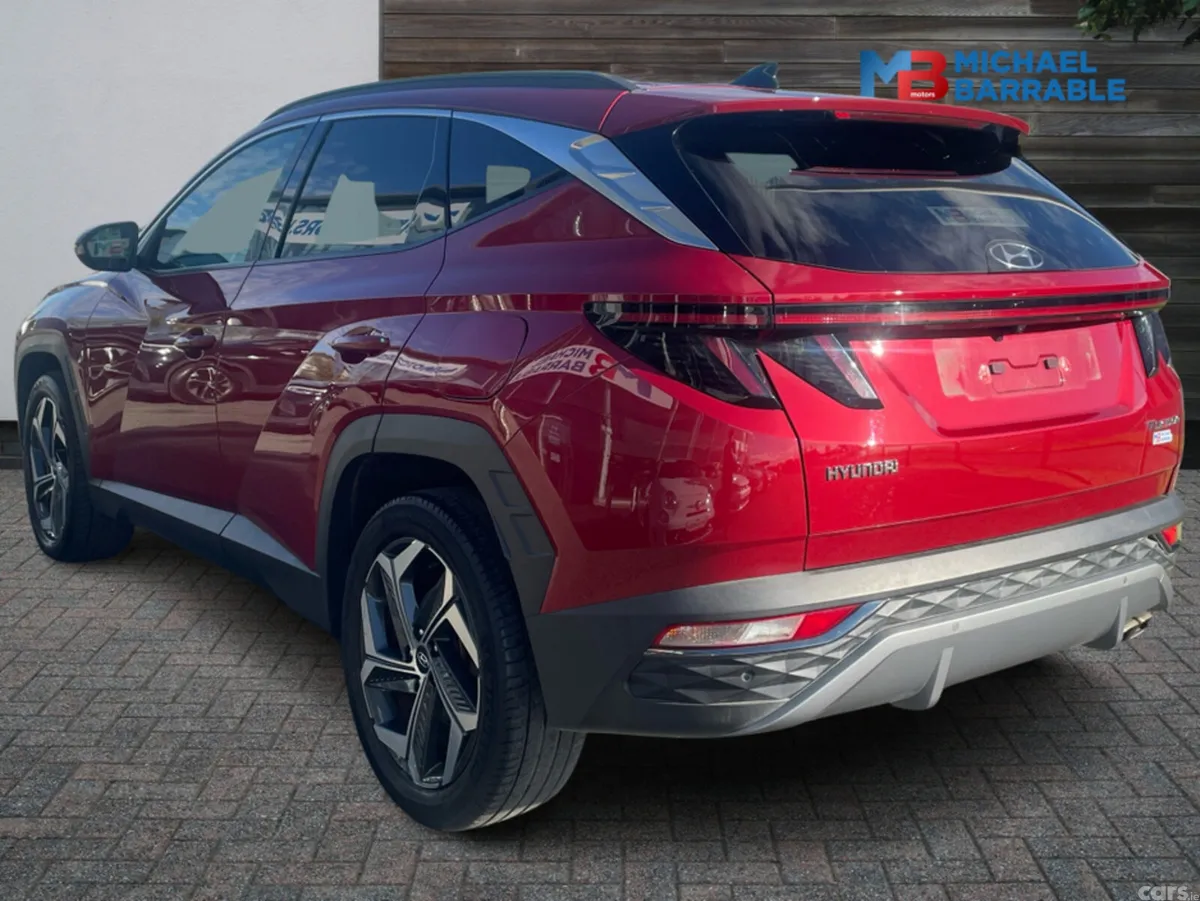 Hyundai Tucson MPV, Petrol Hybrid, 2022, Red