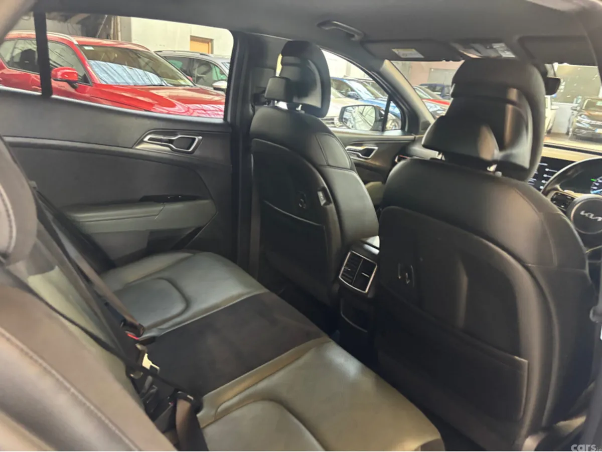 Kia Sportage MPV, Petrol Plug-in Hybrid, 2024, Grey