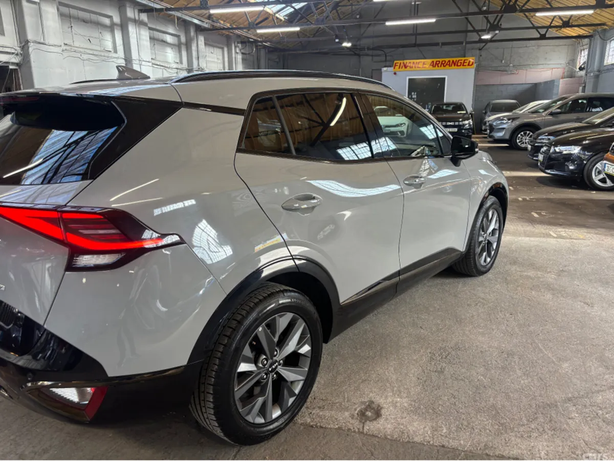 Kia Sportage MPV, Petrol Plug-in Hybrid, 2024, Grey