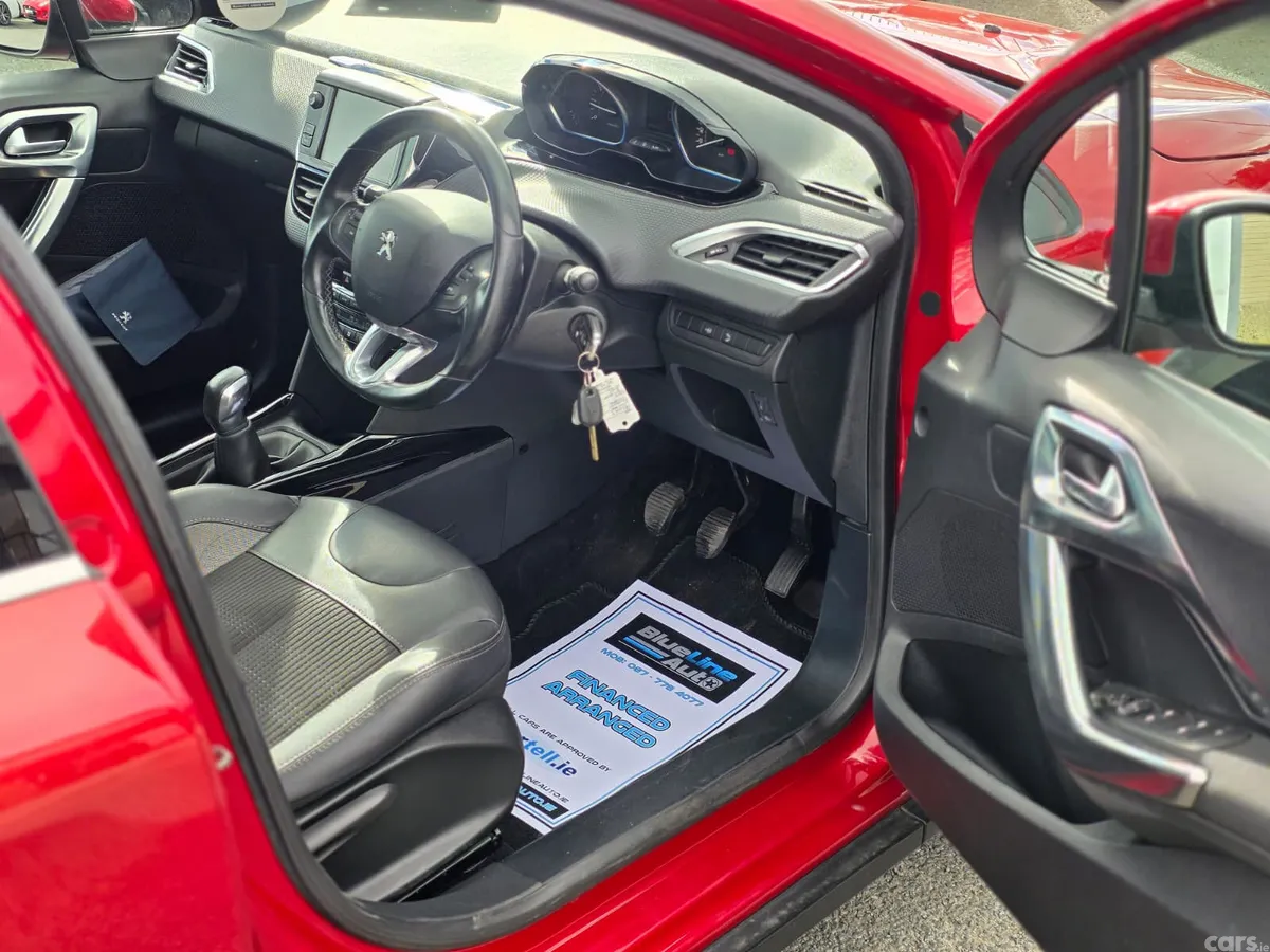 Peugeot 2008 Estate, Petrol, 2018, Red