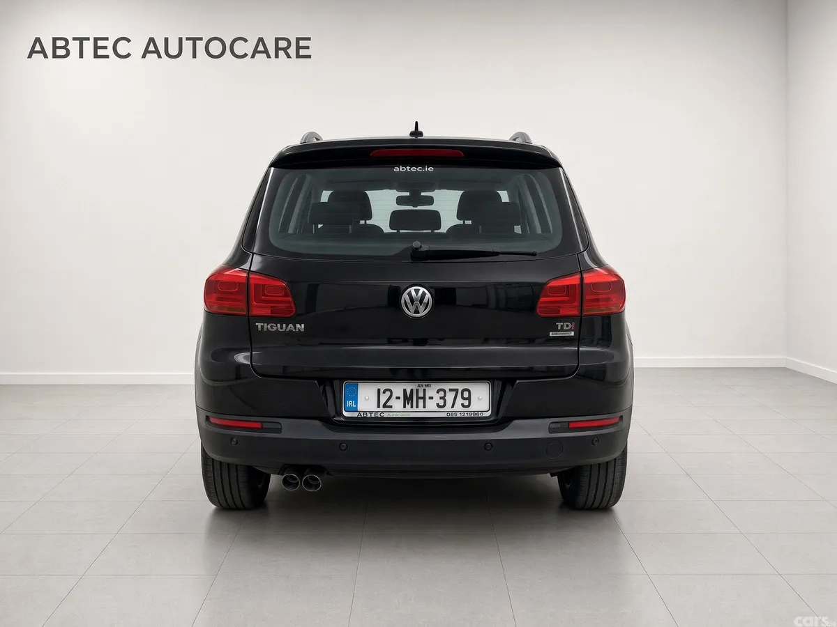 Volkswagen Tiguan SUV, Diesel, 2012, Black