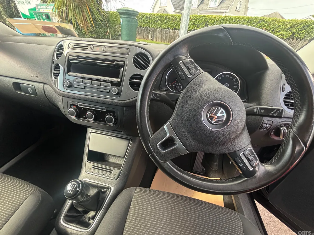 Volkswagen Tiguan SUV, Diesel, 2012, Black