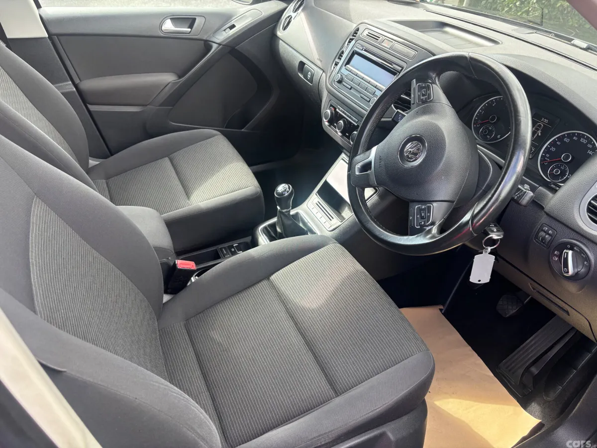 Volkswagen Tiguan SUV, Diesel, 2012, Black