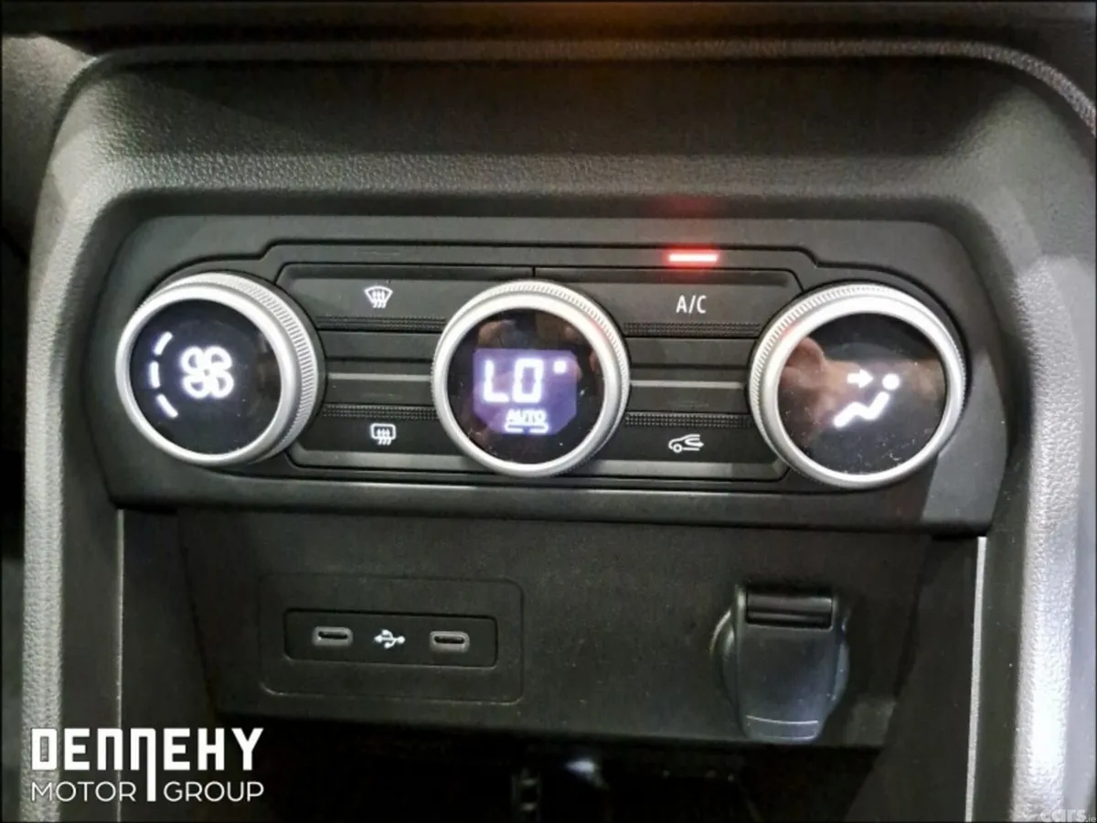 Dacia Sandero Hatchback, Petrol, 2026, Yellow