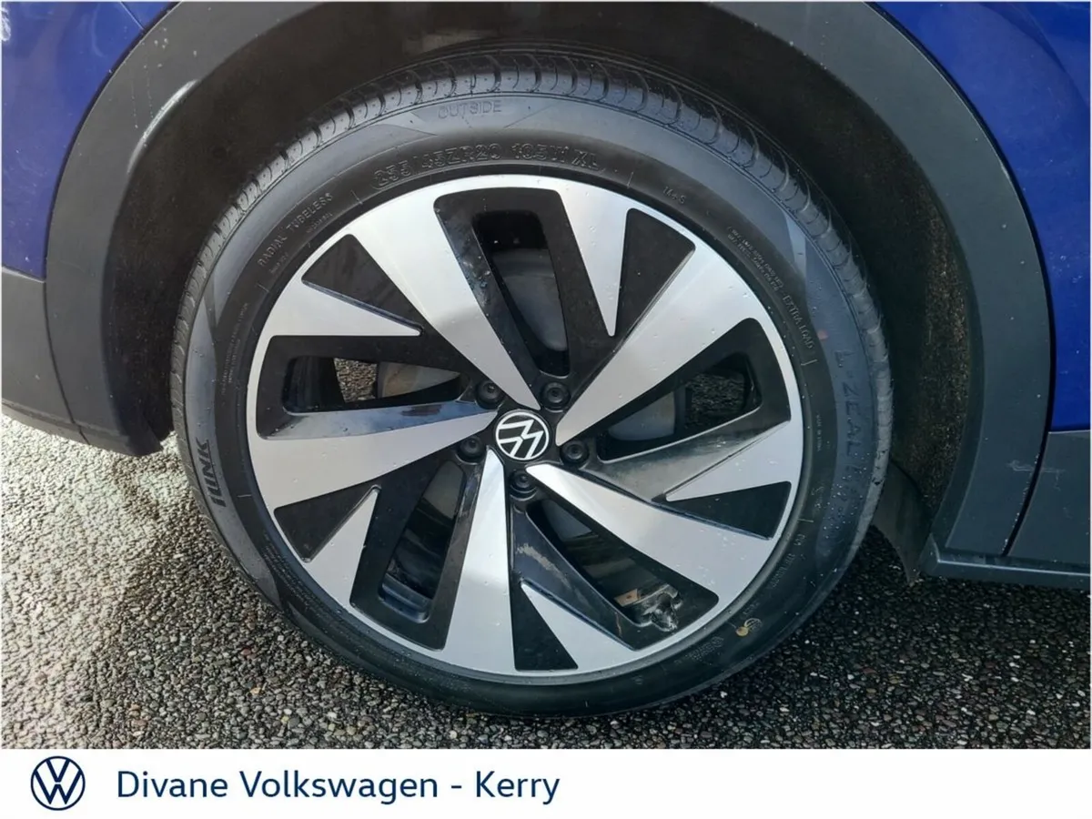 Volkswagen ID.4 Hatchback, Electric, 2021, Blue