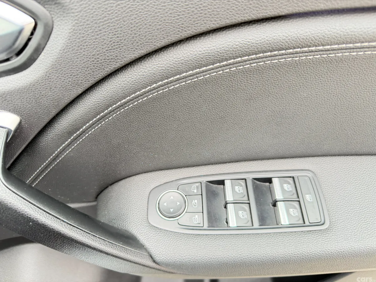 Renault Captur Hatchback, Petrol Plug-in Hybrid, 2023, Other