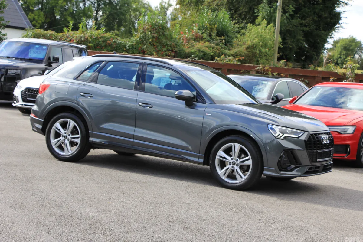 Audi Q3 SUV, Diesel, 2024, Grey