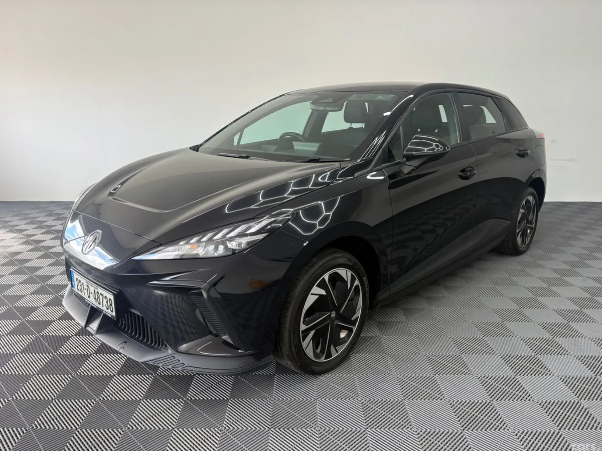 MG MG4 Hatchback, Electric, 2023, Black