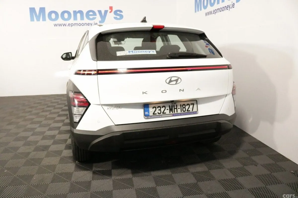 Hyundai KONA Signature 1.0L Petrol Compact SUV, Dublin