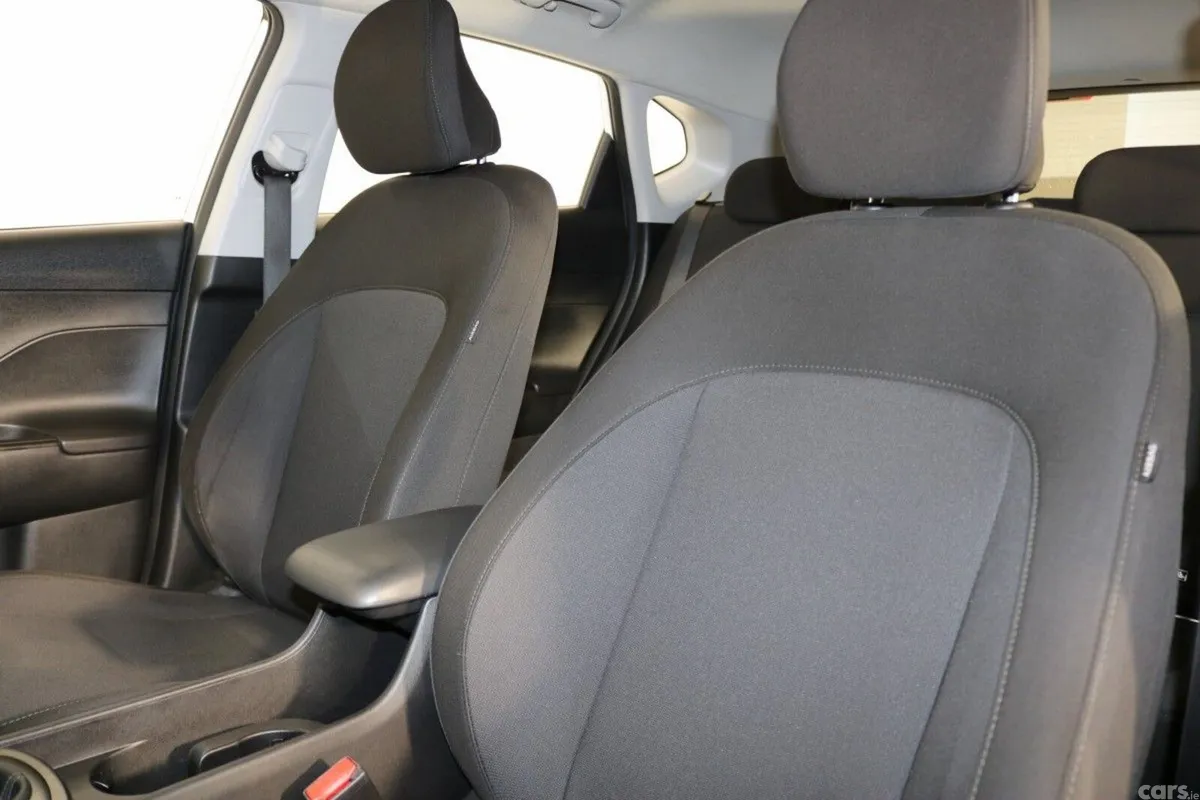 Hyundai KONA Signature 1.0L Petrol Compact SUV, Dublin