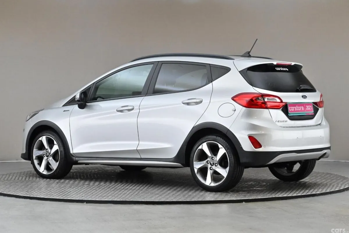 Ford Fiesta Hatchback, Petrol, 2021, Grey