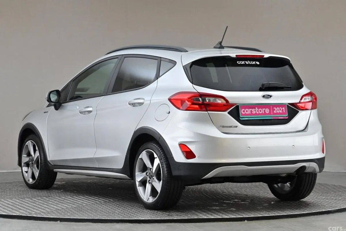 Ford Fiesta Hatchback, Petrol, 2021, Grey