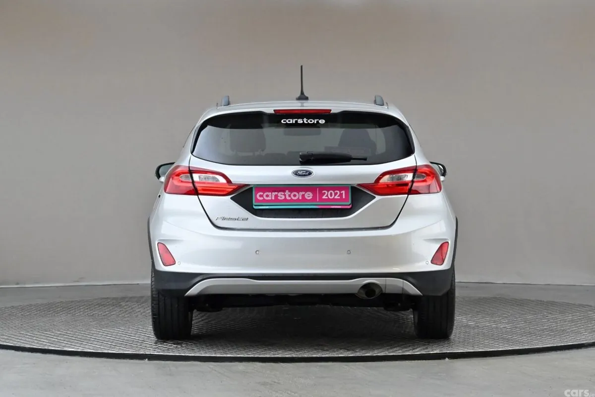 Ford Fiesta Hatchback, Petrol, 2021, Grey