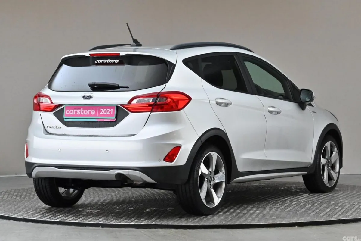 Ford Fiesta Hatchback, Petrol, 2021, Grey