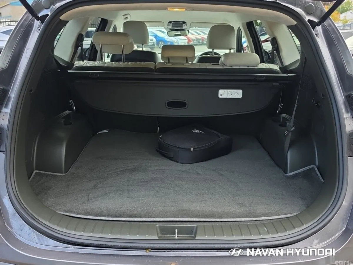 Hyundai Santa Fe SUV, Petrol Plug-in Hybrid, 2021, Grey