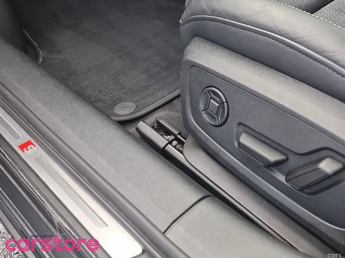 Audi A6 Saloon, Diesel, 2022, Grey