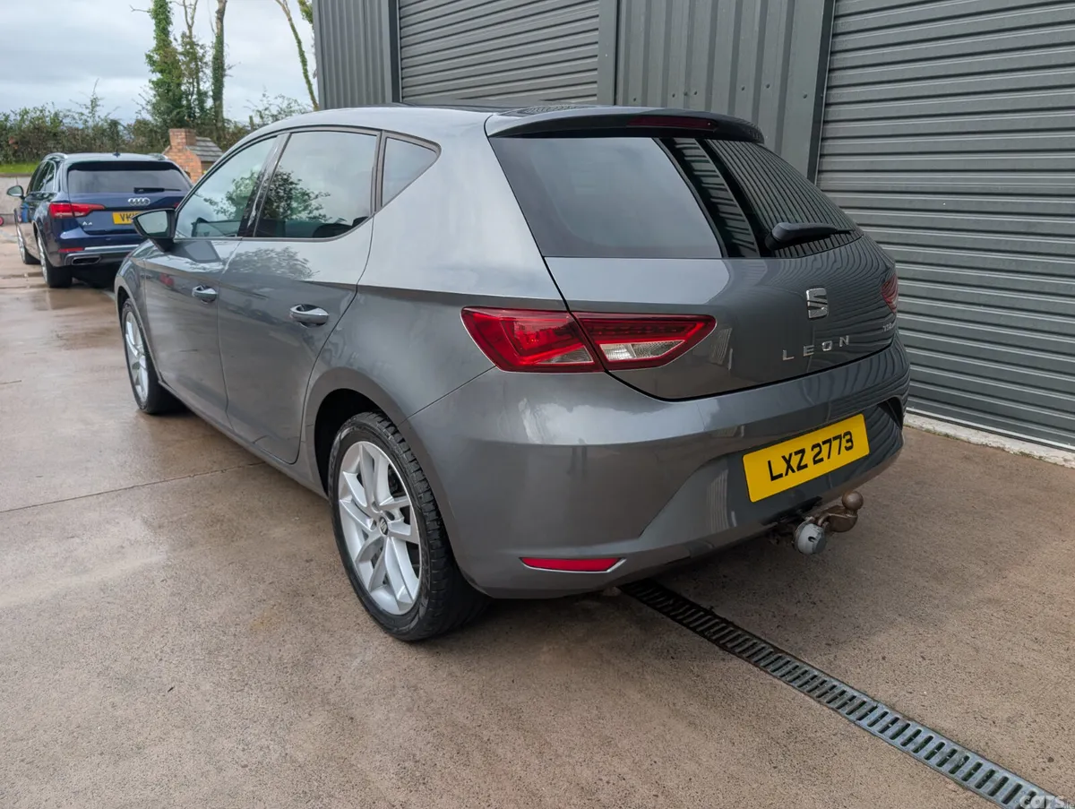 SEAT Leon Hatchback, Diesel, 2016, Grey
