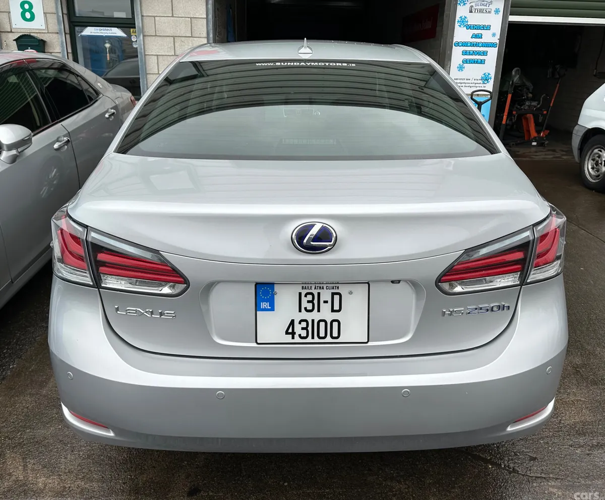Lexus HS Saloon, Petrol Hybrid, 2013, Silver