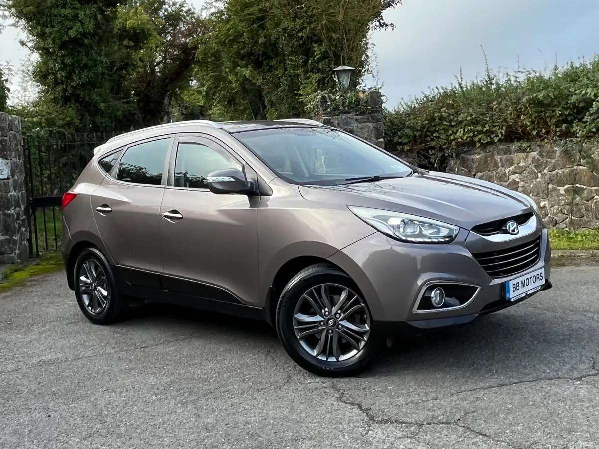 Hyundai ix35 SUV, Diesel, 2015, Brown