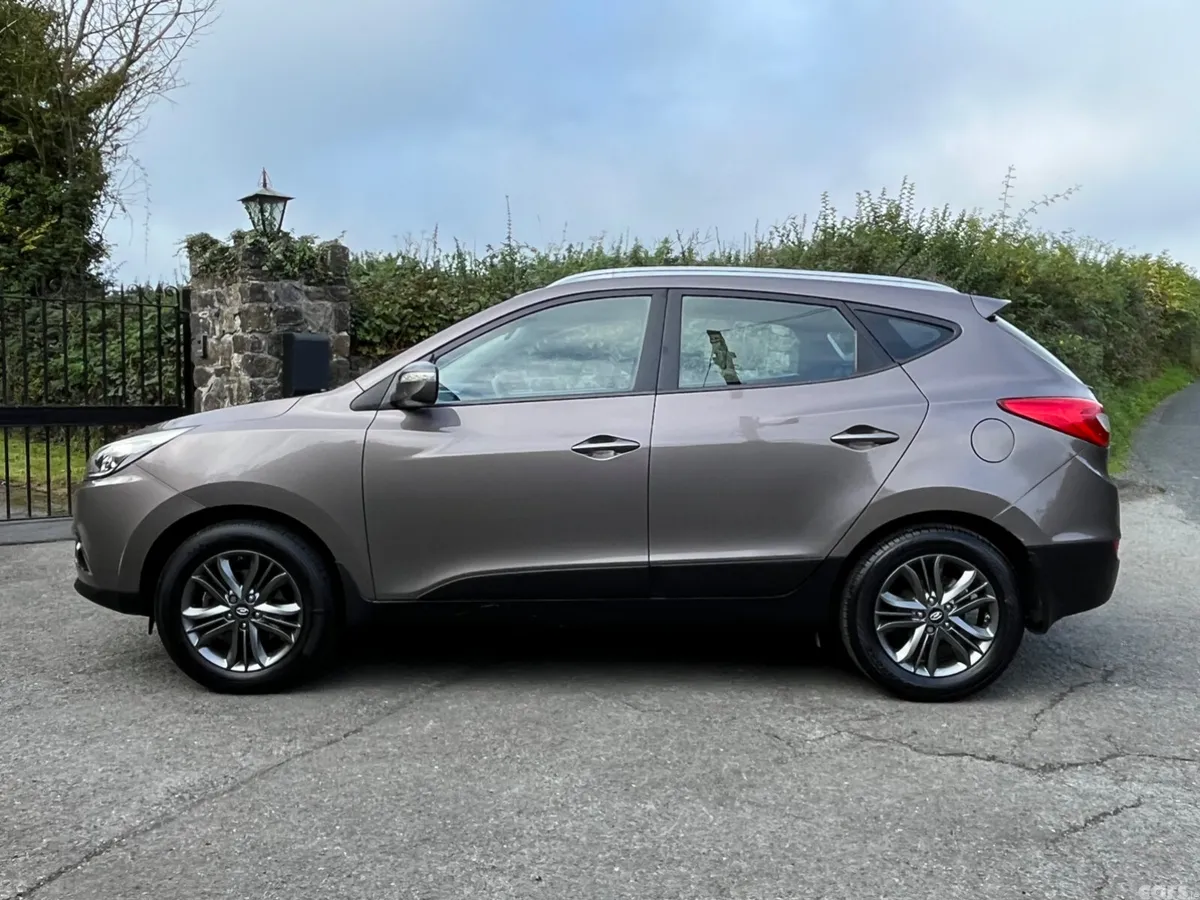 Hyundai ix35 SUV, Diesel, 2015, Brown