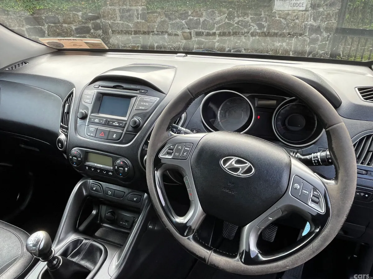 Hyundai ix35 SUV, Diesel, 2015, Brown