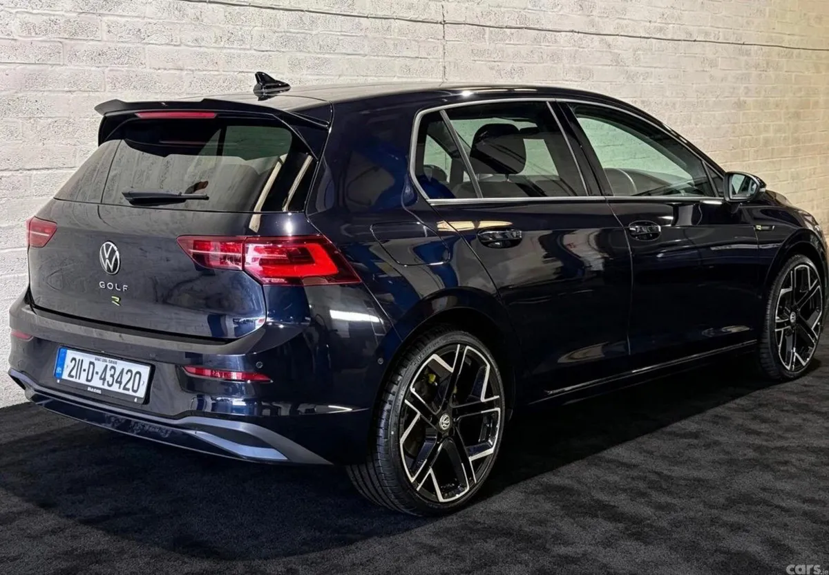 Volkswagen Golf Hatchback, Petrol Hybrid, 2021, Black