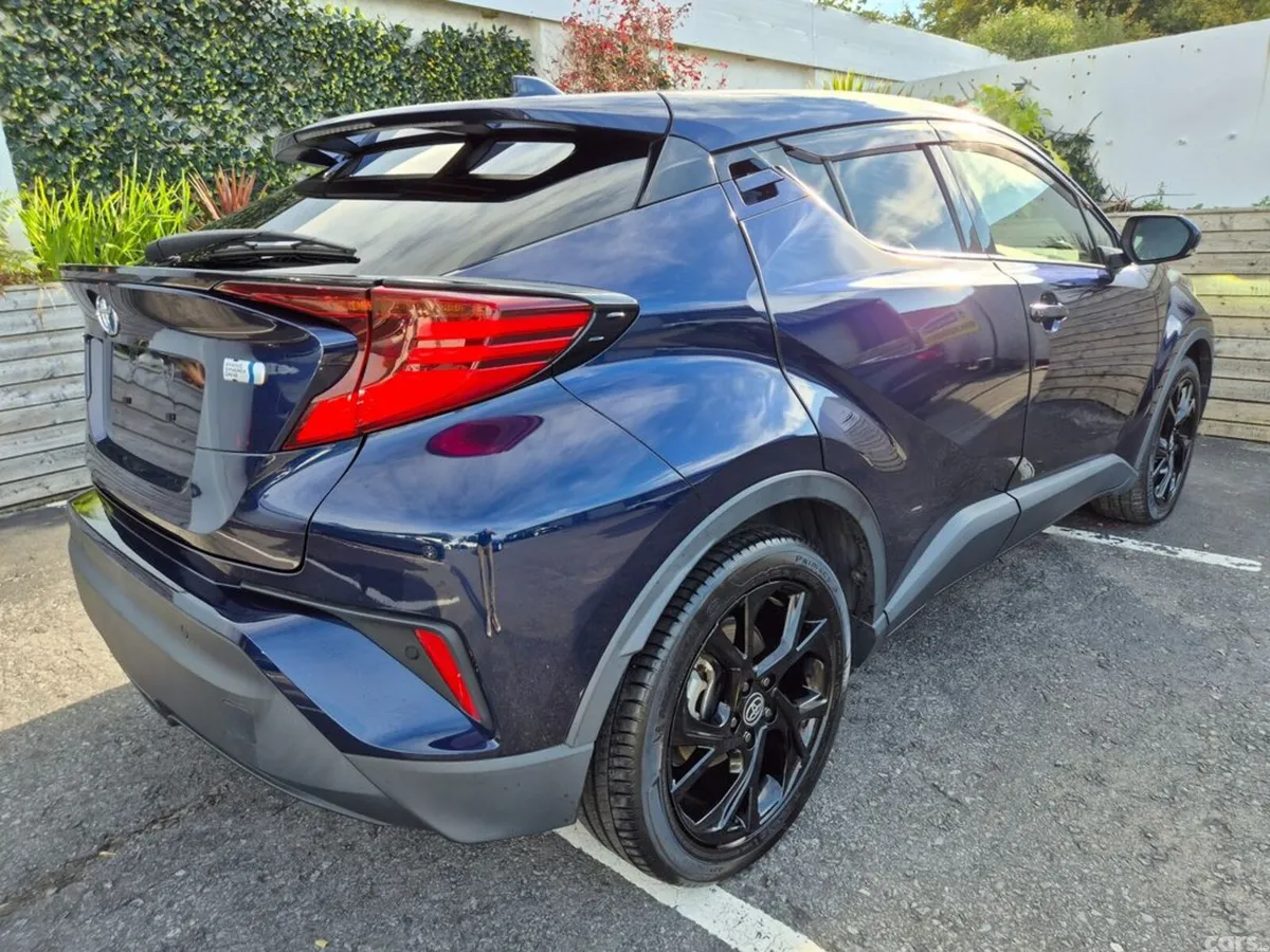 Toyota C-HR SUV, Petrol Hybrid, 2021, Blue