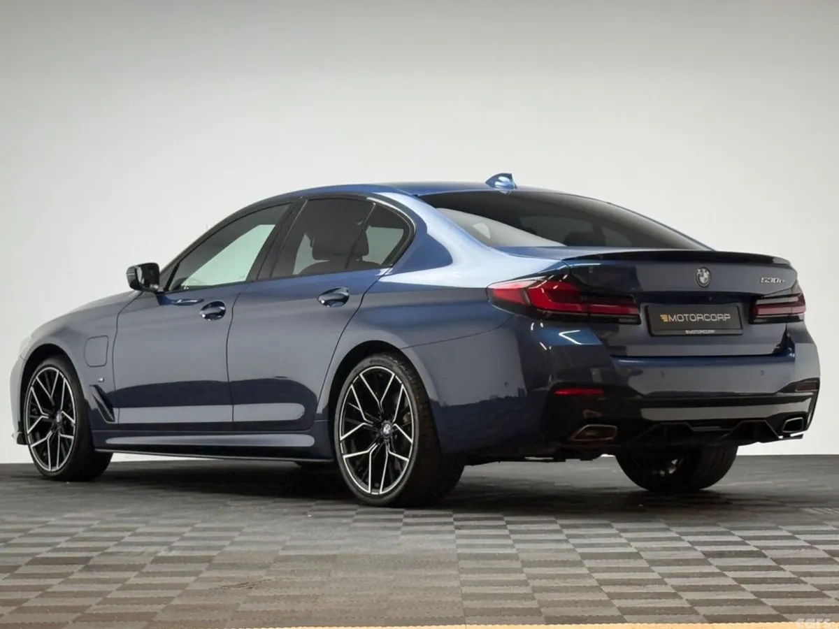 BMW 5-Series Saloon, Petrol Plug-in Hybrid, 2021, Blue