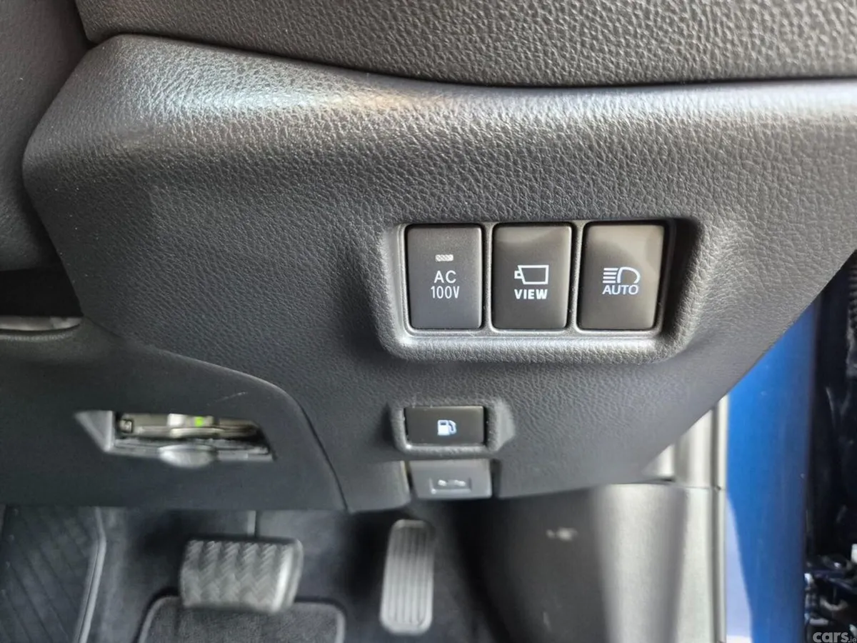 Toyota C-HR SUV, Petrol Hybrid, 2021, Blue