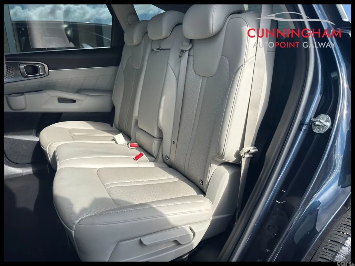Kia Sorento SUV, Petrol Plug-in Hybrid, 2021, Blue