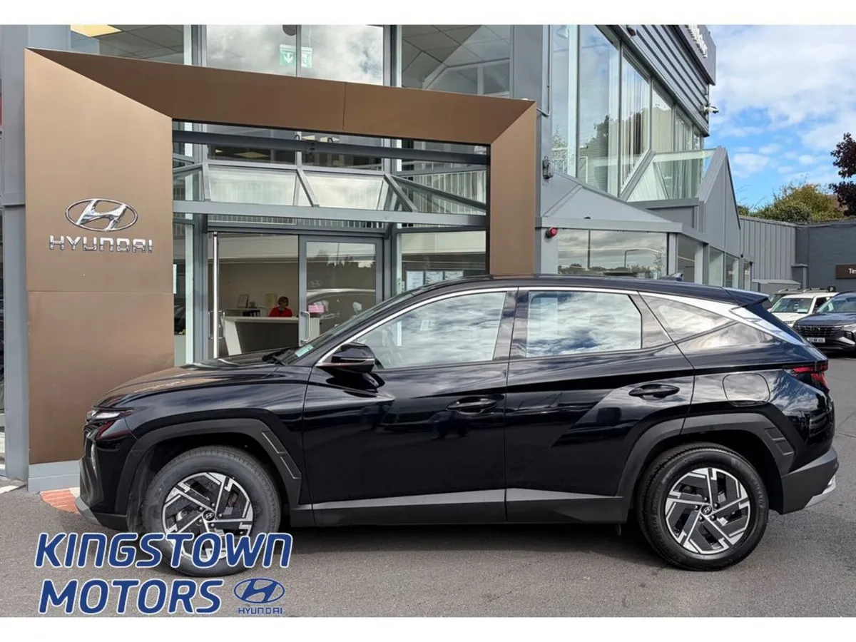 Hyundai Tucson MPV, Petrol Plug-in Hybrid, 2026, Black