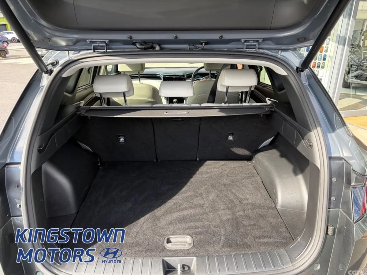 Hyundai Tucson MPV, Diesel, 2023, Grey