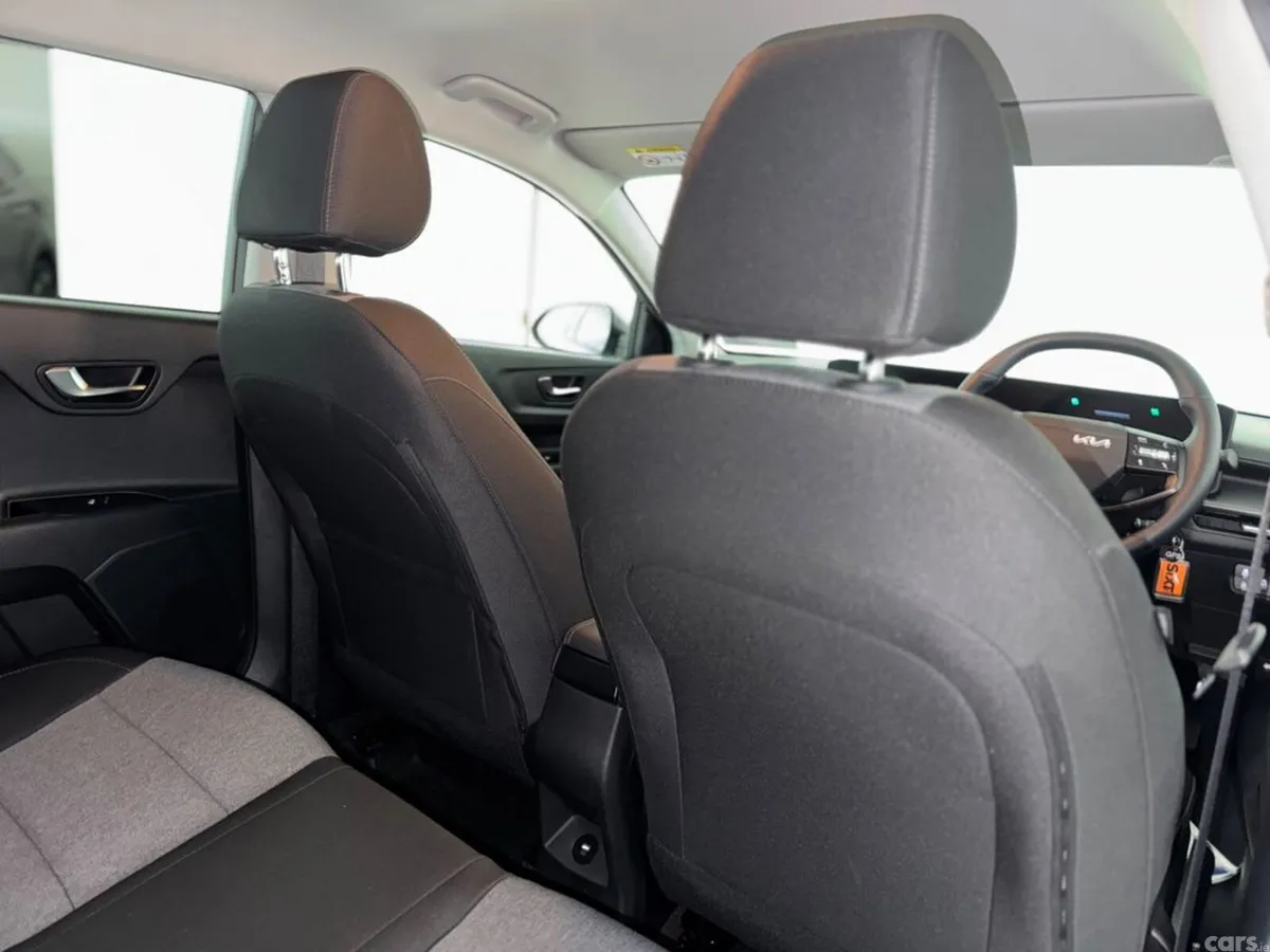 Kia Stonic Estate, Petrol Hybrid, 2026, Grey