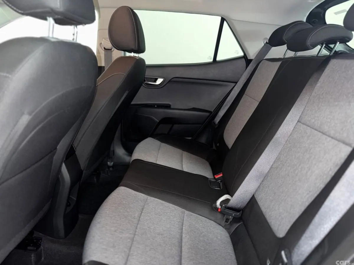 Kia Stonic Estate, Petrol Hybrid, 2026, Grey