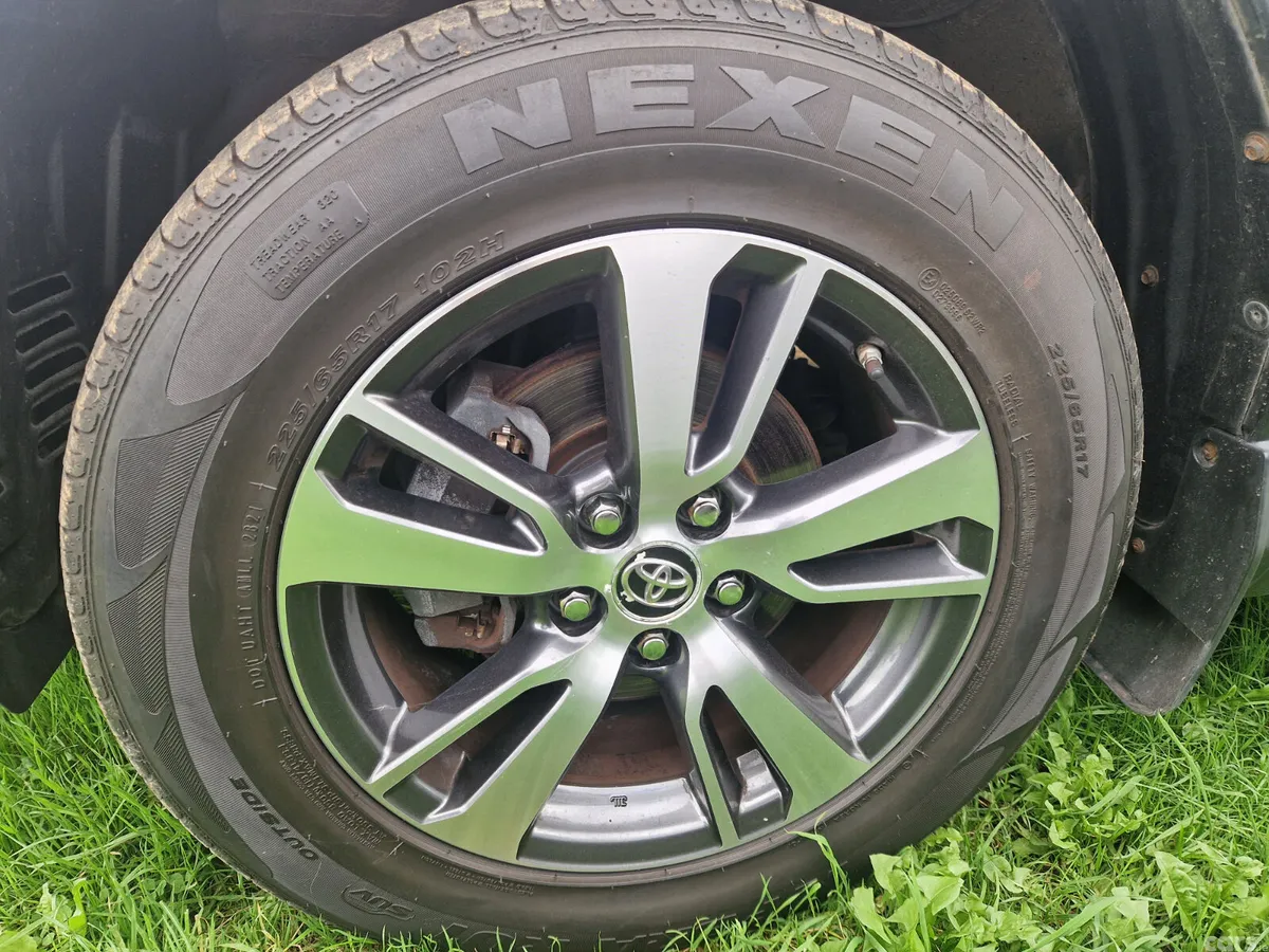 Toyota RAV4 SUV, Diesel, 2018, Grey
