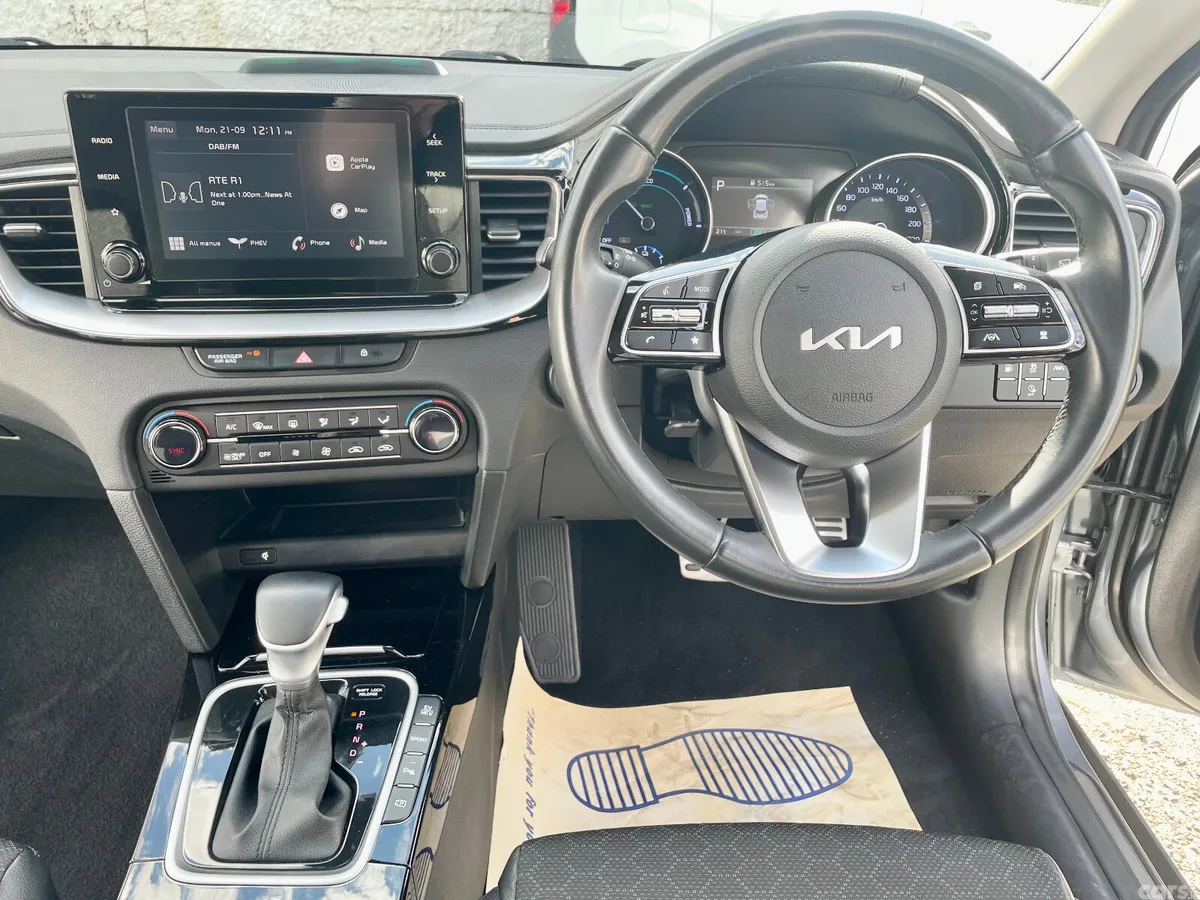 Kia XCeed Hatchback, Petrol Plug-in Hybrid, 2023, Grey