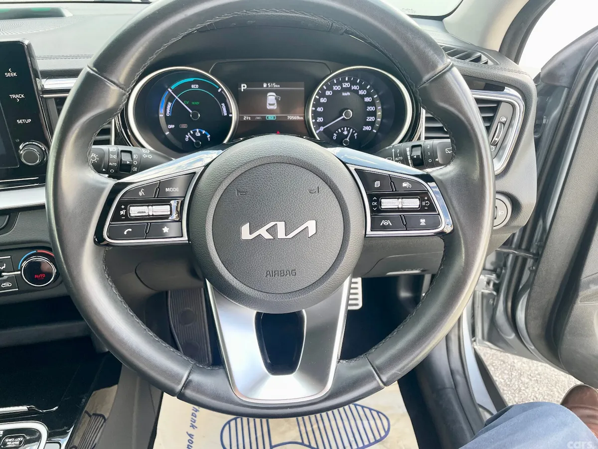 Kia XCeed Hatchback, Petrol Plug-in Hybrid, 2023, Grey