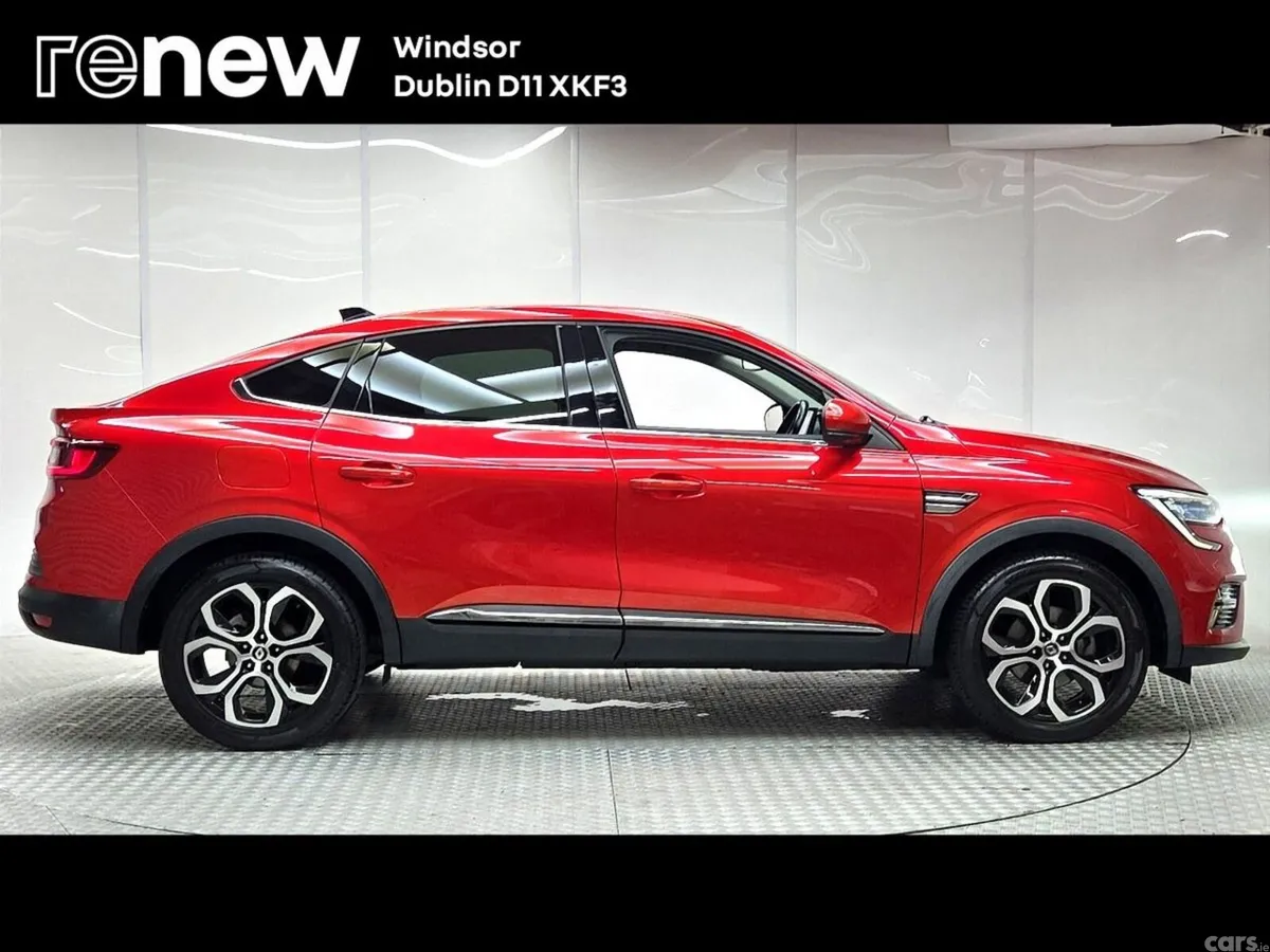 Renault Arkana Hatchback, Petrol, 2022, Red