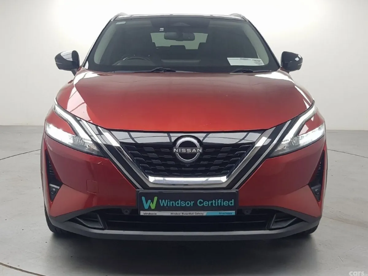 Nissan Qashqai MPV, Petrol Hybrid, 2023, Orange
