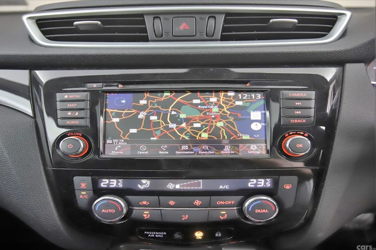 Nissan Qashqai SUV, Petrol, 2019, Grey