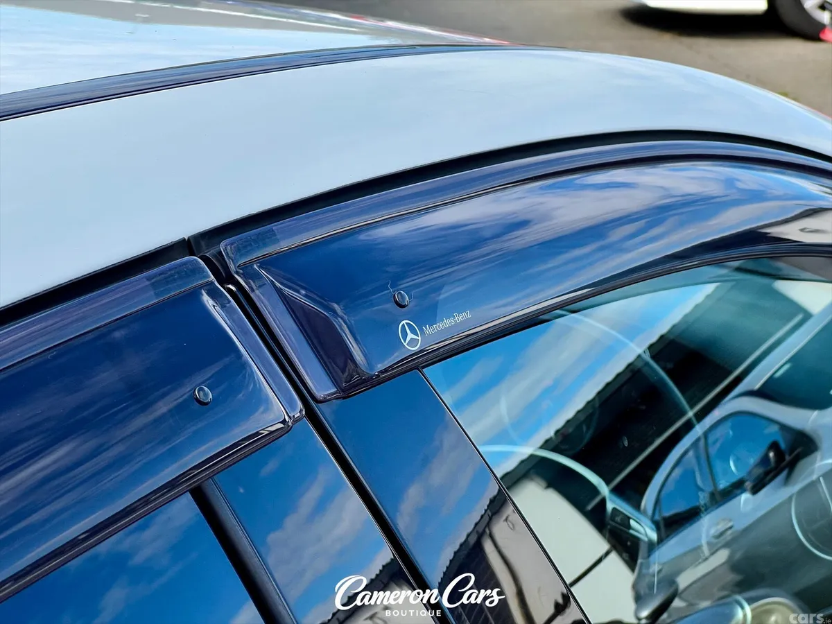Mercedes-Benz A-Class Hatchback, Petrol, 2015, White