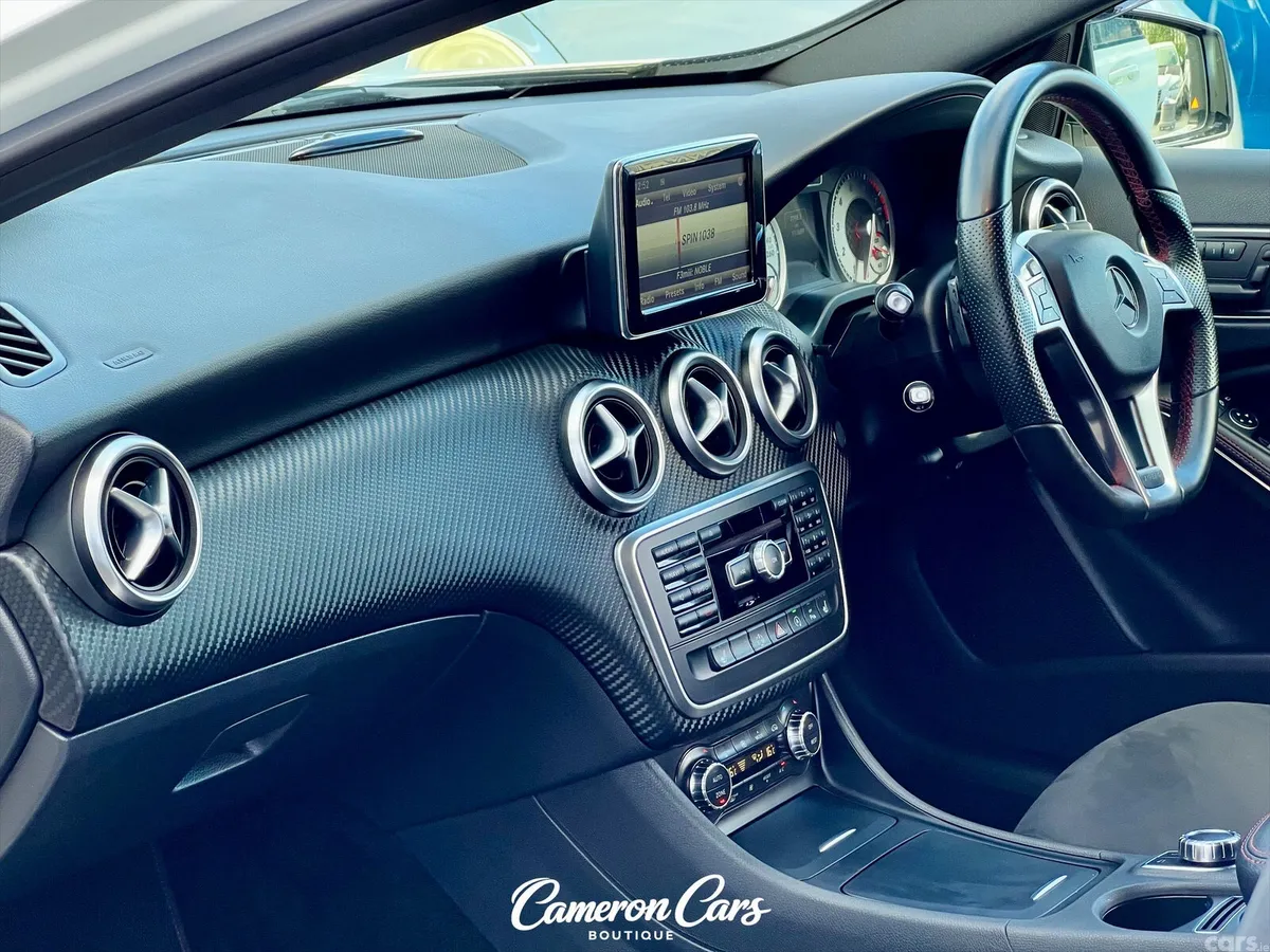 Mercedes-Benz A-Class Hatchback, Petrol, 2015, White