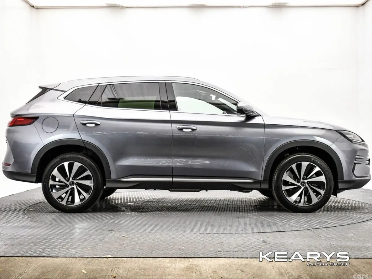 BYD SEAL U SUV, Petrol Plug-in Hybrid, 2026, Grey