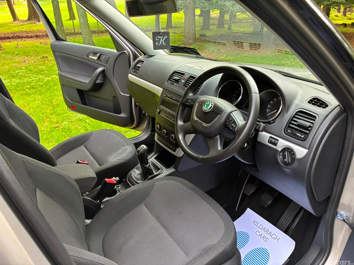 Skoda Yeti SUV, Diesel, 2011, Beige