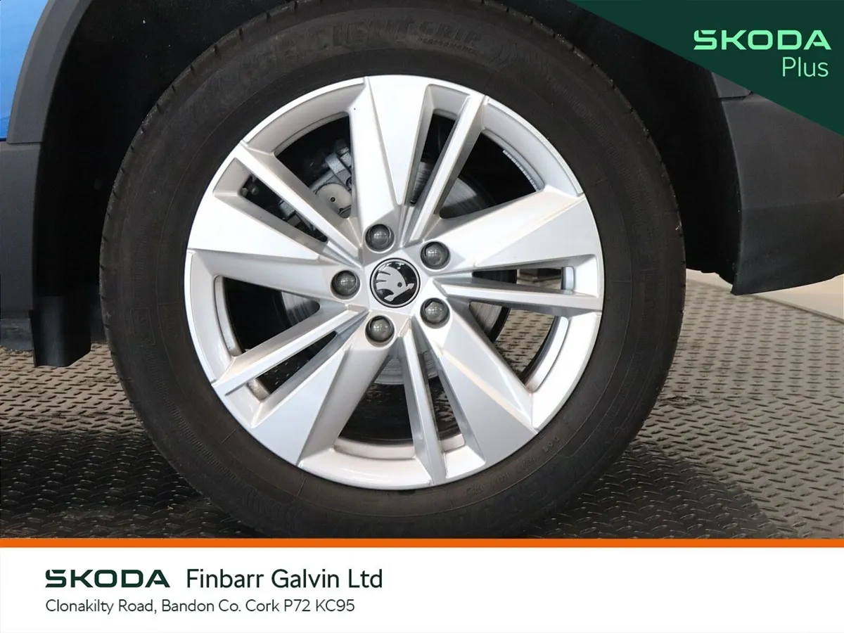 Skoda Karoq SUV, Diesel, 2026, Blue